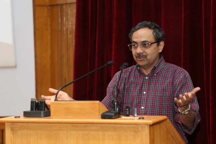 Anand Sri Ganesh, COO, NSRCEL, IIMB, delivers the vote of thanks.