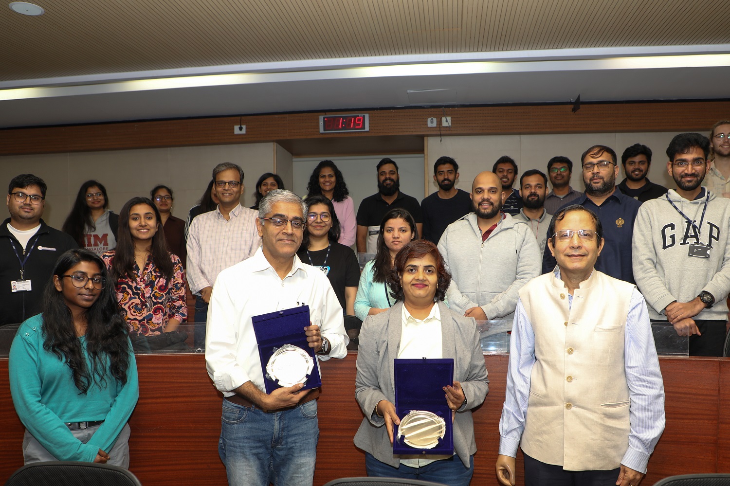 Global Engineering Director of Red Hat Shefali Bansal and CEO of the Jewellery division of Titan Ajoy Chawla discussed ‘Leadership in the Digital Era’ at IIMB on November 25, 2022. Prof. Gopal Mahapatra moderated the discussion.