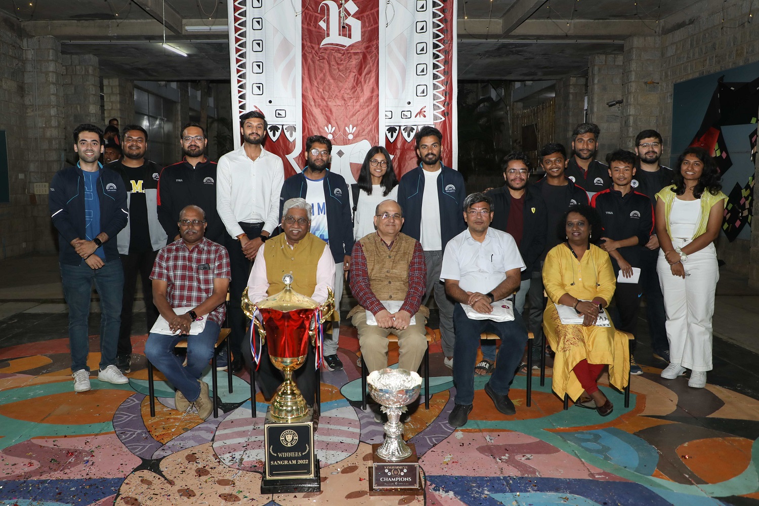 The young sports stars of IIMB lifted the inter-IIM sports trophy, having battled it out with teams from IIM Ahmedabad, IIM Calcutta and IIM Lucknow in ‘Sangharsh 2023’, in a variety of events ranging from cricket and badminton to basketball and table tennis, and more. The Director of IIMB, Prof. Rishikesha T Krishnan, Dean Administration Prof. Rajendra K Bandi, PGP Chairperson Prof. R Srinivasan, Chief Administrative Officer Col (Retd.) SD Aravendran and Hostel Officer Komala Devi cheered the winners.