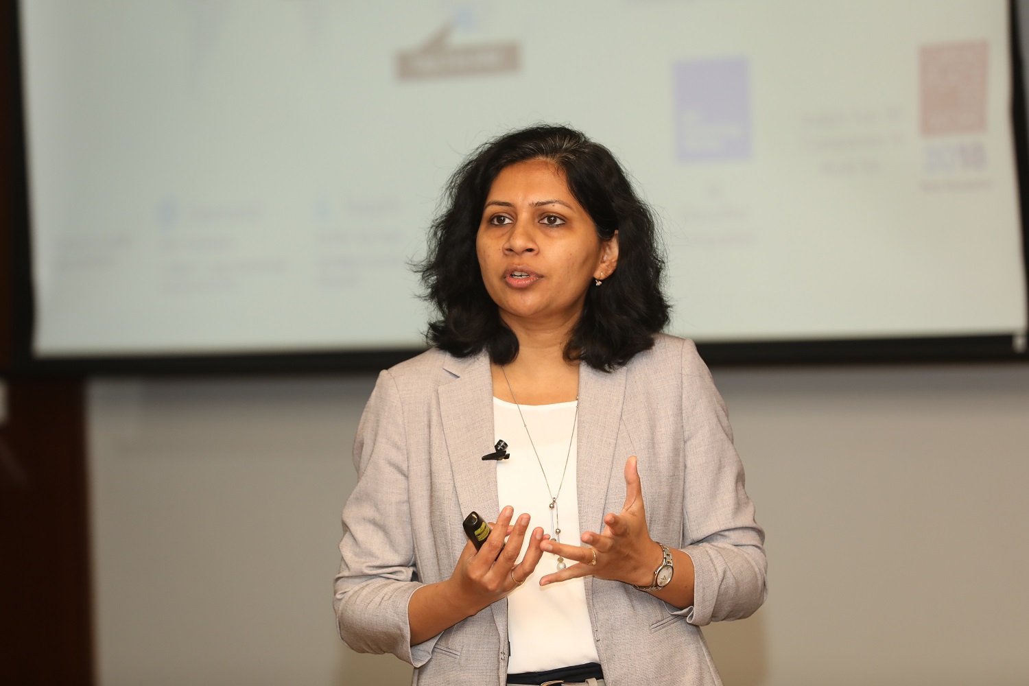 Vasuta Agarwal, Chief Business Officer - Consumer Platform Advertising, InMobi, delivers a talk on ‘Global Marketing’ to the Post Graduate Programme in Management students, on 4th February 2023. The lecture was part of the course in Marketing offered by Prof. Malika of the Marketing area at IIMB.