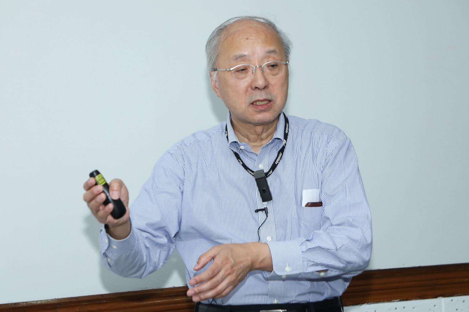 Masami Shimizu, Executive Office Fellow of Mitsubishi Heavy Industries Ltd., delivers a talk titled, ‘How Japanese Manufacturing Firms Maintain Competitiveness for Sustainable Growth’, on 18th February 2023, hosted by the Post Graduate Programme in Enterprise Management (PGPEM) cohort.