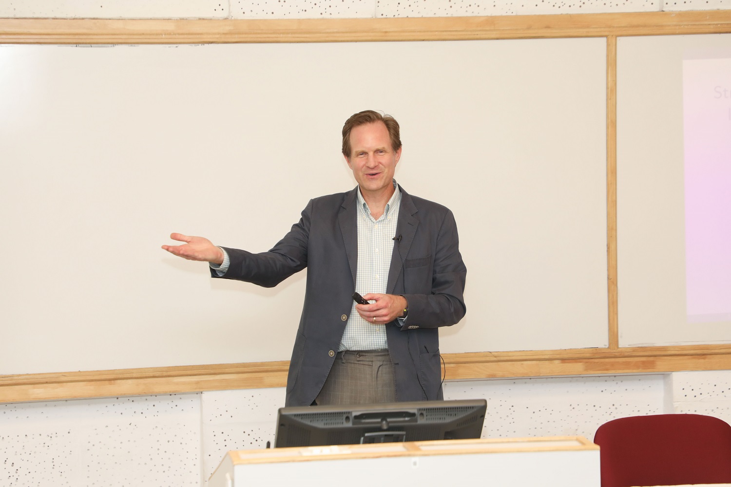 The Centre for Public Policy (CPP) at IIM Bangalore hosted a seminar by Prof. Travis Lybbert, University of California, on his paper, ‘Striving to Revive Pulses in India with Extension, Input Subsidies, and Output Price Supports’, on 14th July 2023.
