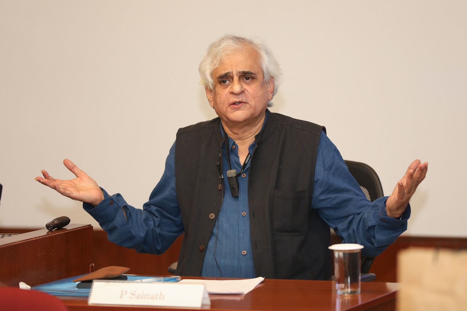 The Centre for Public Policy and students of the Executive Post Graduate Programme at IIM Bangalore hosted a talk on ‘Who were our freedom fighters’, by Magsaysay award winner P Sainath, on 21st July 2023.