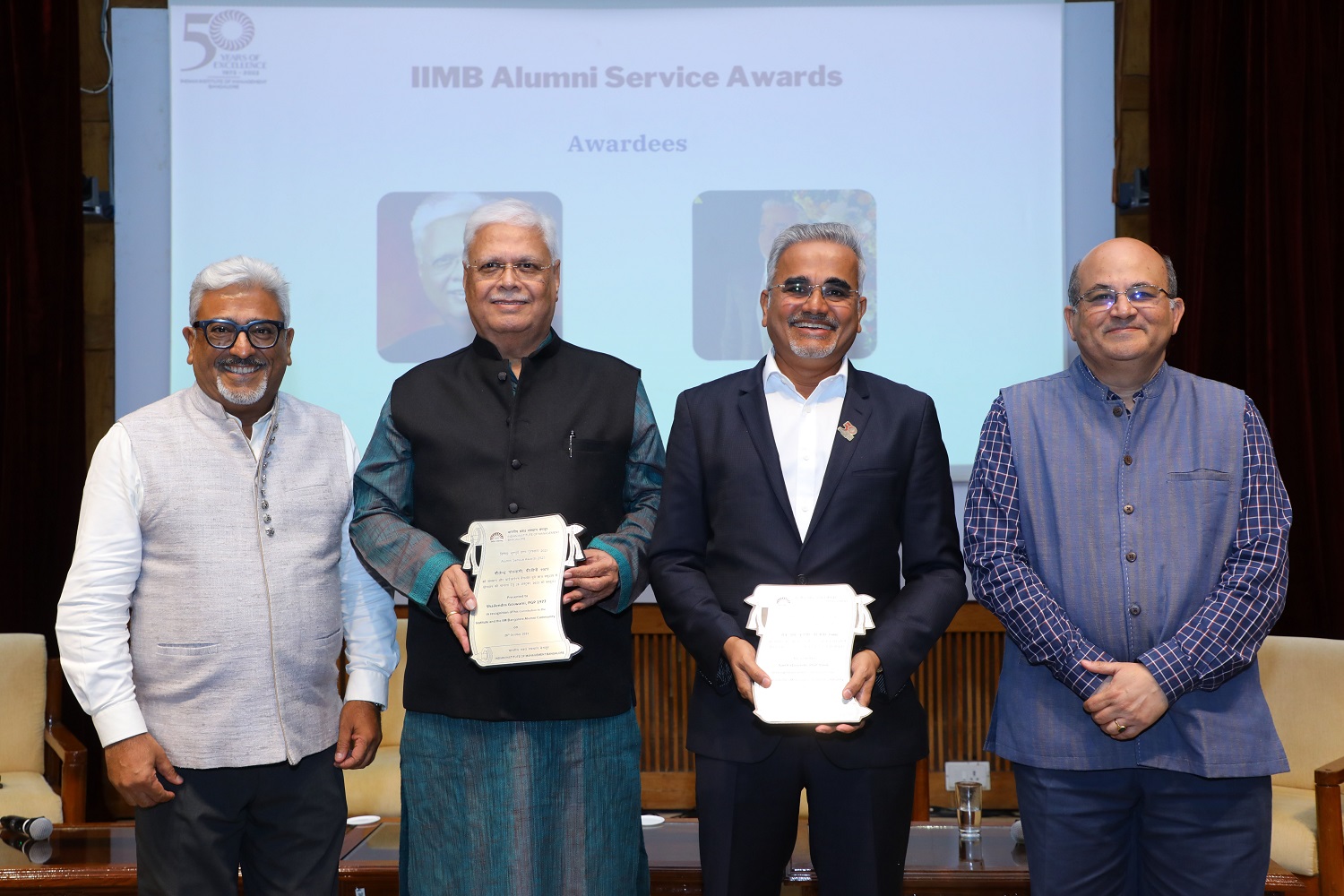 Shailendra Goswami (PGP 1977) and Saif Qureshi (PGP 1988) received the first Alumni Service Awards during the Golden Jubilee Foundation Week Celebrations of IIMB on 28th October 2023.