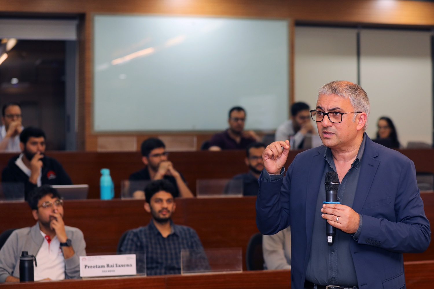 Mr Vikram Mehra, Managing Director, Saregama India Limited, delivered a talk on “Innovation: Taking Carvaan as an example,” as part of the seminar series organized by students of the Executive Post Graduate Programme in Management (EPGP), at IIMB, on 6th October 2023.