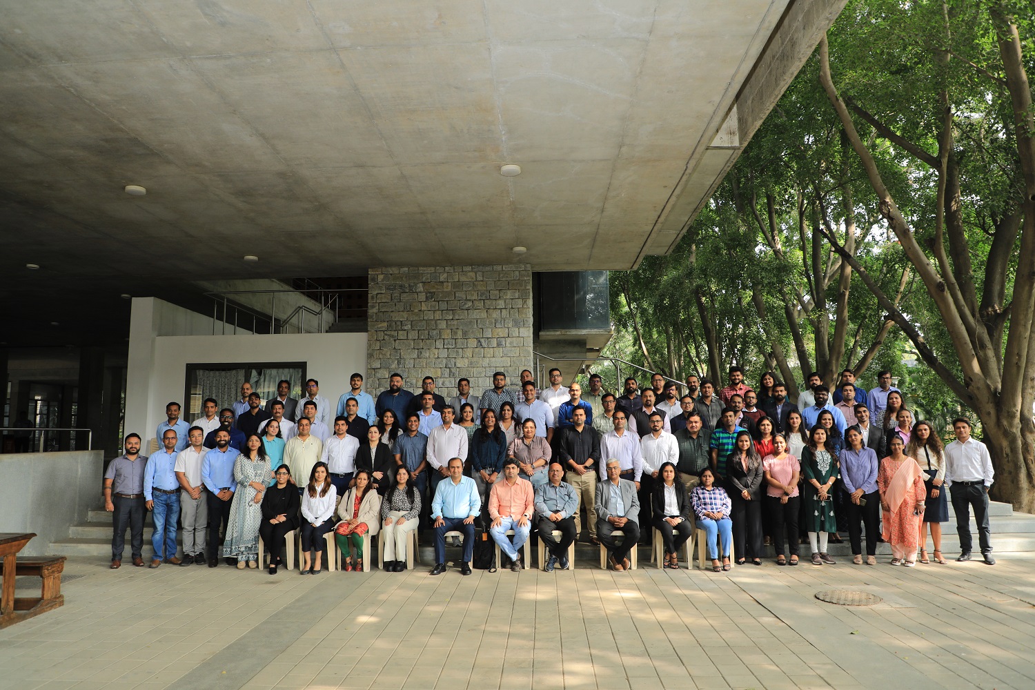 Participants of Batch 67 of the Executive General Management Programme, along with the Faculty Programme Directors, on 11th December 2023.