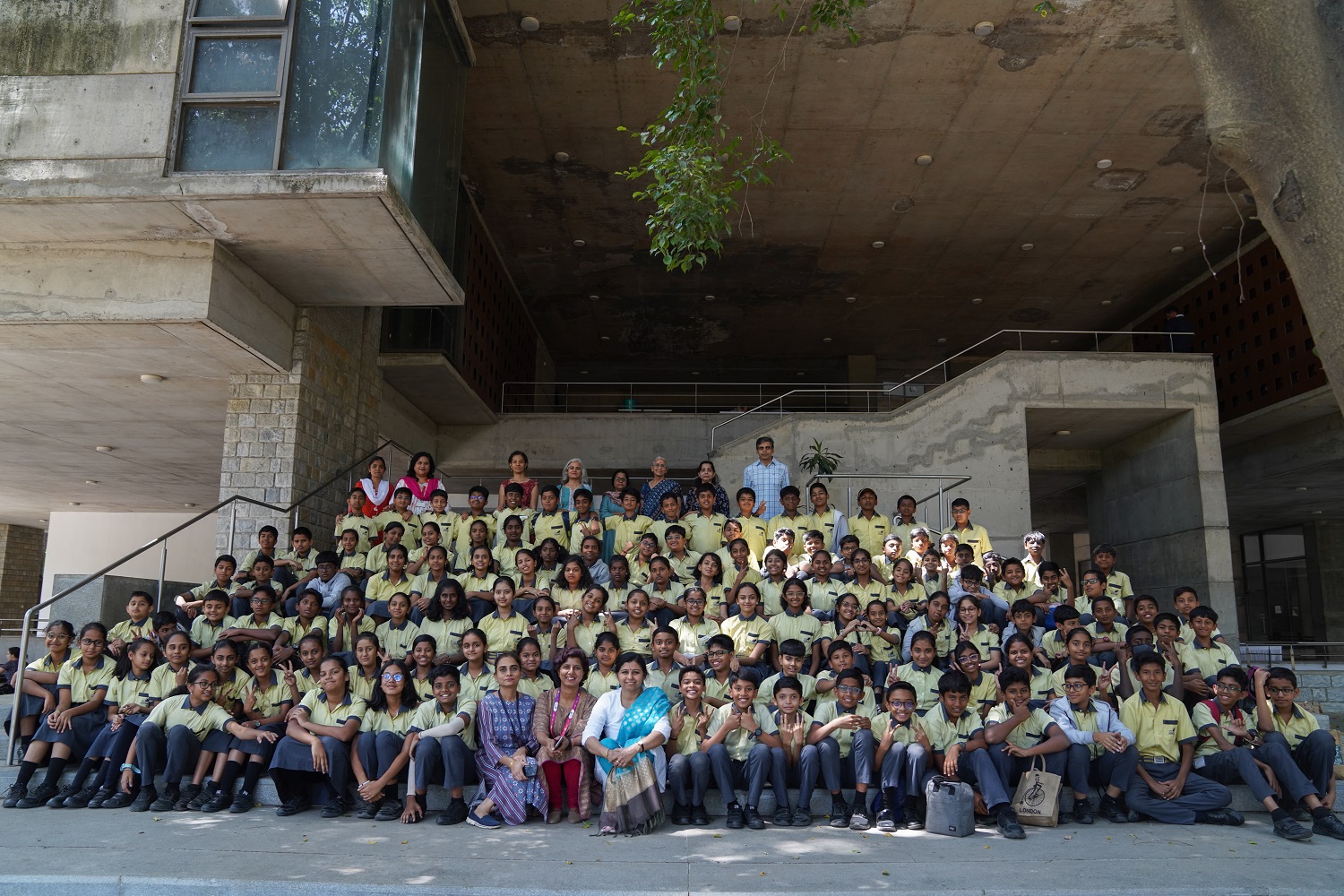 Students of Grade 6 in Samhita Academy visited the IIMB campus on 16th February 2024. They participated in a Sustainability competition, conducted by Prof. Haritha Saranga, Chairperson of the Sustainability Task Force at IIMB. Prof. U Dinesh Kumar, Dean, Faculty, IIMB, distributed the certificates to the winners.