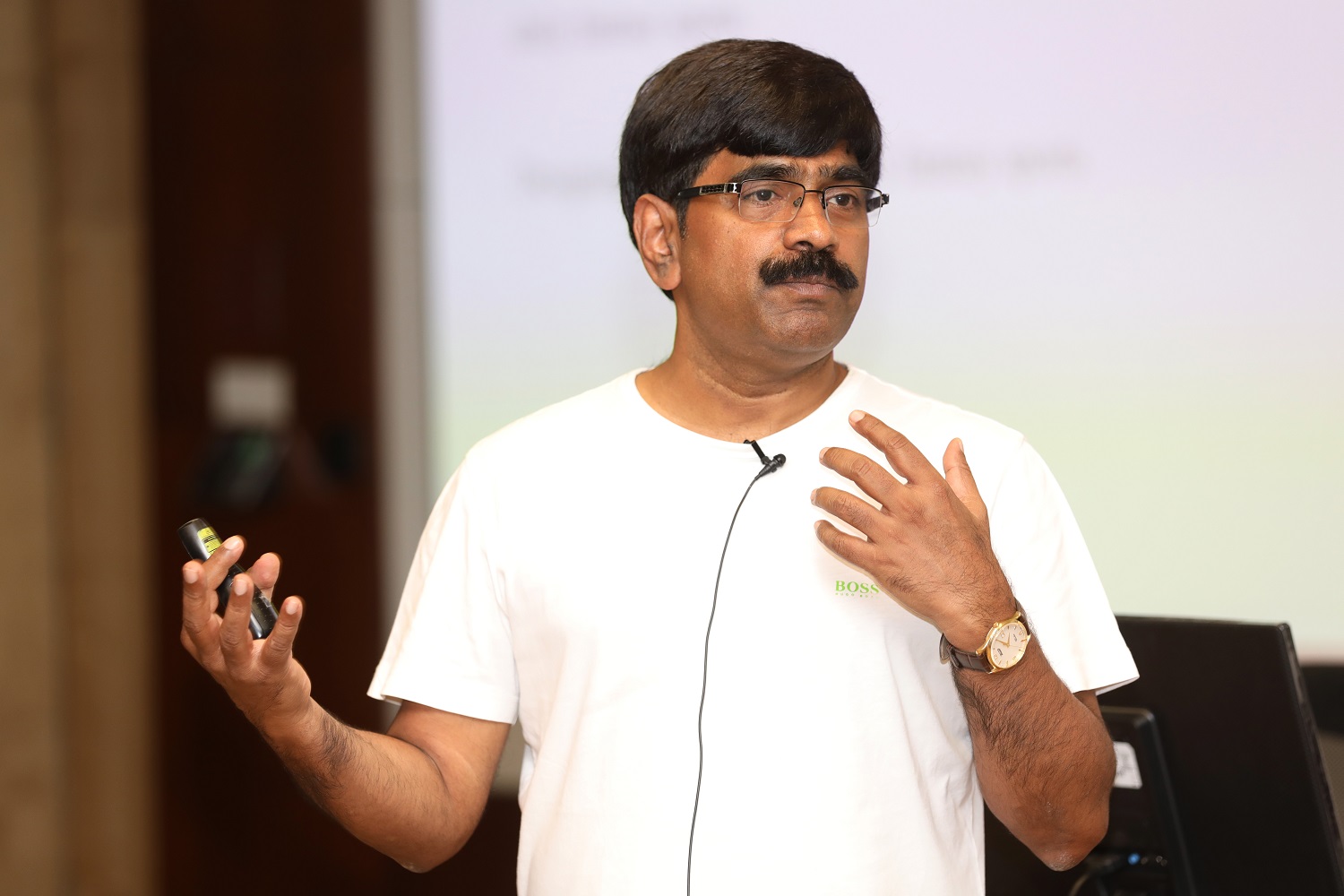 Prof. U Dinesh Kumar, Dean, Faculty and faculty from the Decision Science area at IIMB, delivered a talk titled 'Predicting Customers’ Forgetfulness Using Bandit Models: The Case of Online Grocery Shopping' as part of the IIMB Chair of Excellence Seminar series on 26th March 2024.