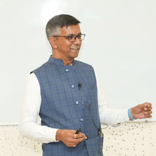 EEP hosted a Guest Speaker Session on ‘Perspectives and Future of MedTech’ on 11th July 2023