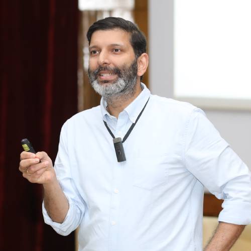 Subodh Sharma, Associate Professor of Computer Science at IIT Delhi, delivered a guest lecture on Blockchain in the Technology and Innovation Strategy