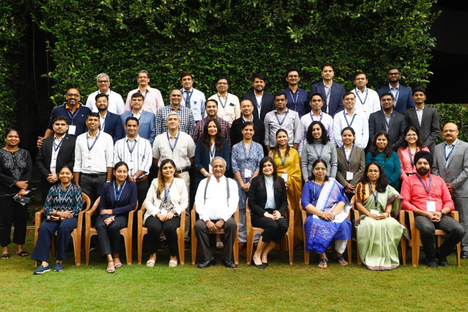 Participants of the EEP programme on Artificial Intelligence (AI) and Analytics Based Business, with the programme directors at IIMB, on 14th November 2024.