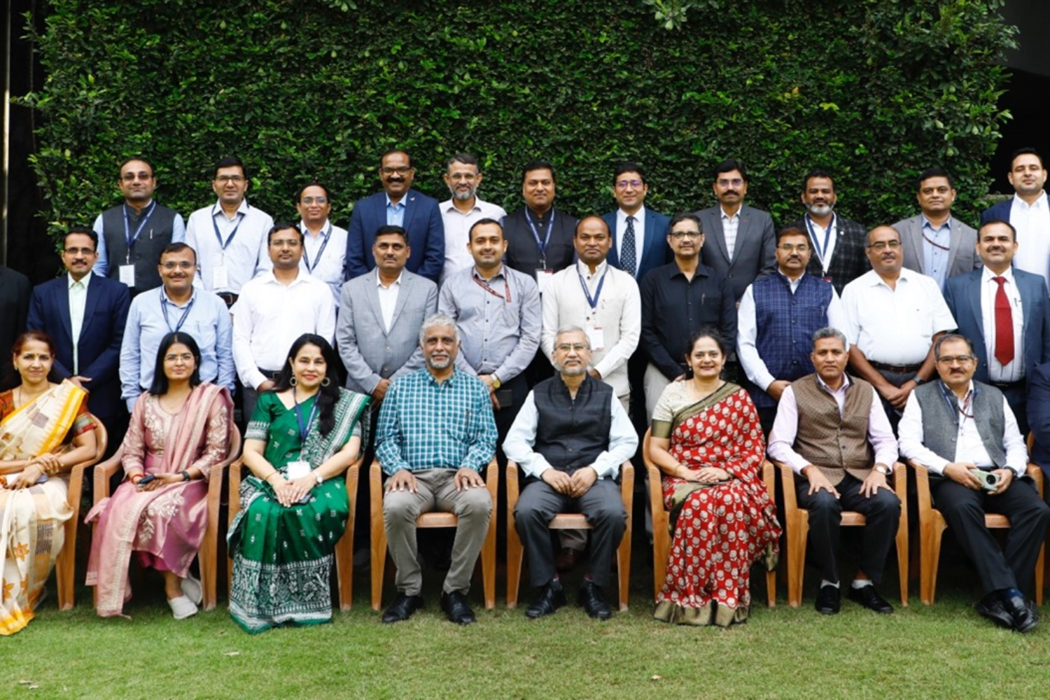 Participants of the National e-Governance Programme for Senior Leaders from NeGD, MeitY, with the programme directors at IIMB, on 18th November 2024.