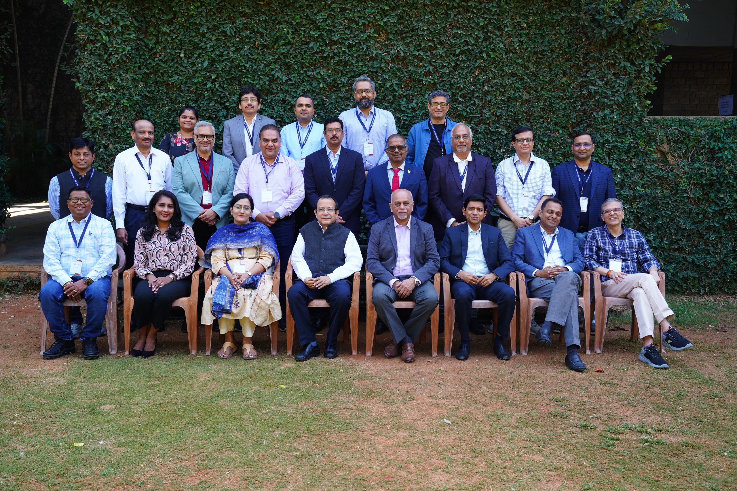 Participants of the Exec Ed programme, ‘Leader As a Coach: Accelerating Your Leadership Journey’, with the faculty programme directors, on 24th February 2025.