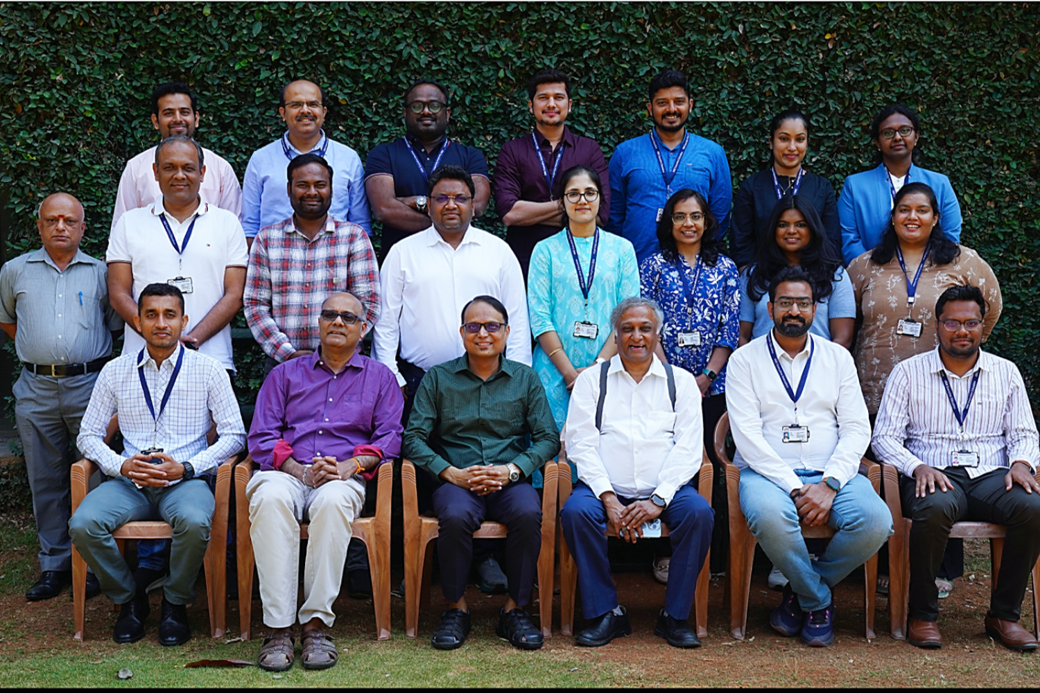 Participants of Batch 19 of the ‘General Management Programme for IT Executives’, with the faculty programme directors, on 10th February 2025.