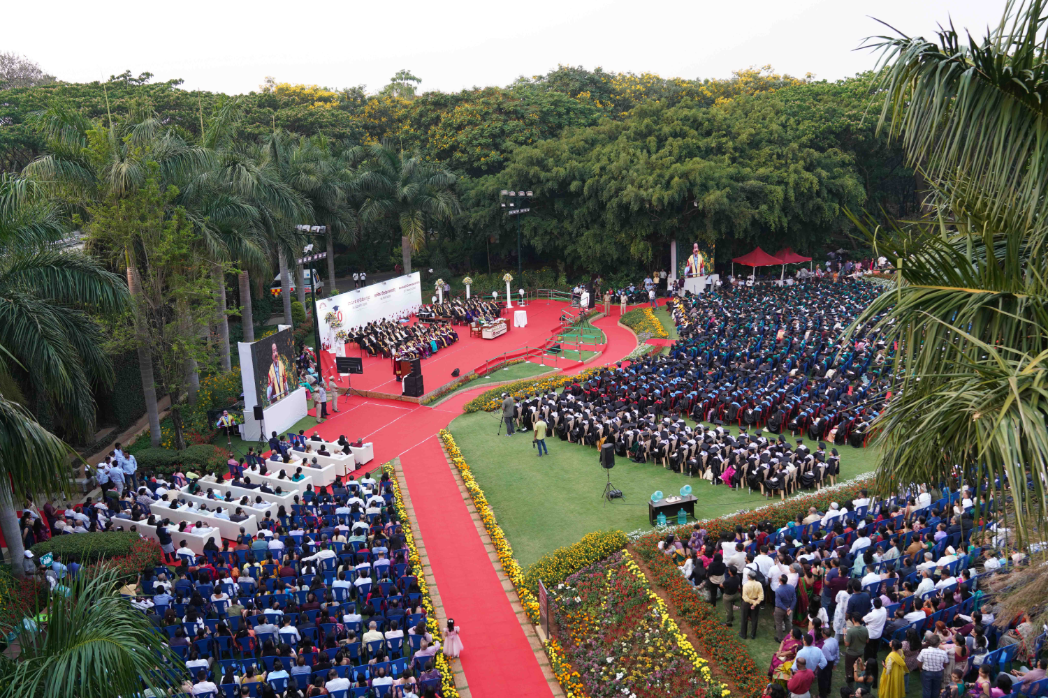 IIMB hosted its 50th Convocation on 28th March 2025. Degrees were awarded to the students of the Doctor of Philosophy (PhD) programme and the MBA programmes – the Post Graduate Programme in Enterprise Management (PGPEM), Post Graduate Programme in Public Policy and Management (PGPPM), Executive Post Graduate Programme in Management (EPGP), Post Graduate Programme in Business Analytics (PGP-BA) and Post Graduate Programme in Management (PGP), in the presence of the Chairperson of the Board of Governors, Board Members, Director, Deans, faculty, alumni and staff of the Institute.