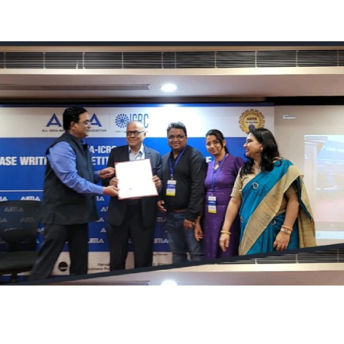 IIMB team wins Best Teaching Case Award at AIMA ICRC Case Competition 2025