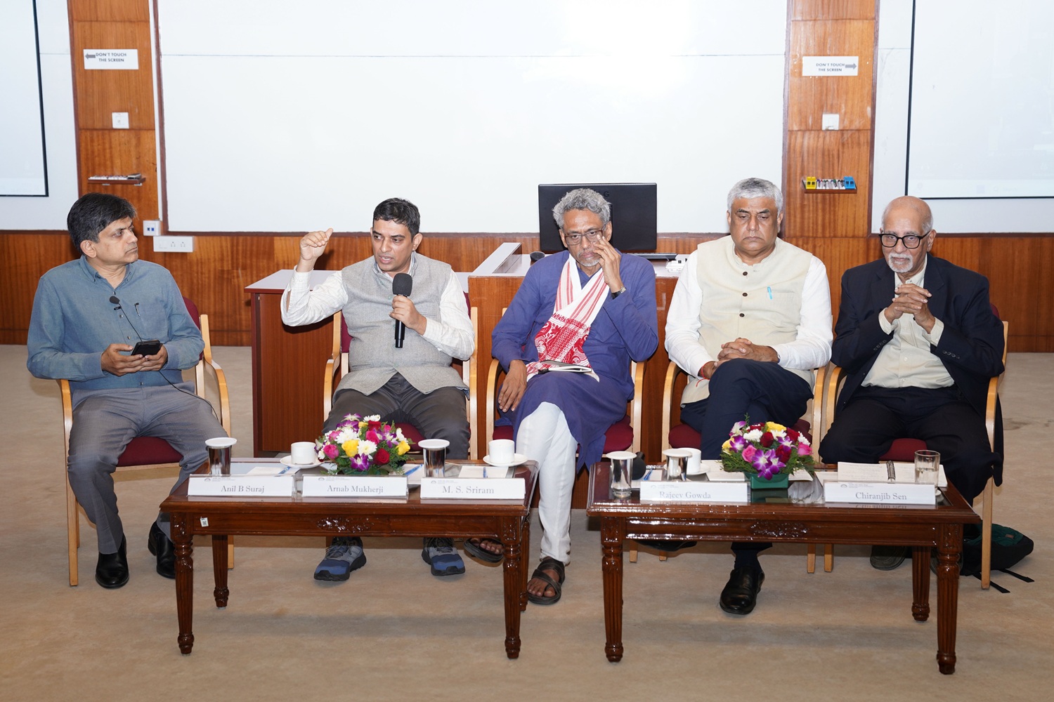(L-R) Prof. Anil B Suraj, Prof. Arnab Mukherji, Prof. M S Sriram, Prof. Rajeev Gowda and Dr. Chiranjib Sen engage in a discussion ‘The CPP Experience in Public Policy Research and Education’, on 10th July 2025. The panel discussion marked the silver jubilee of the Centre for Public Policy at IIM Bangalore.