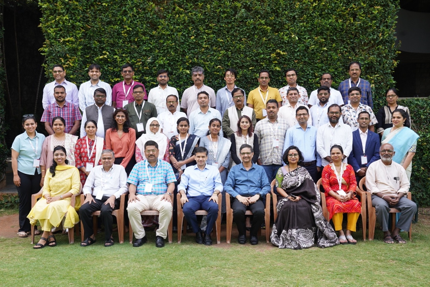 Participants of the programme, ‘Nurturing Future Leadership’, under the aegis of the Malviya Mission Teachers Training Program, with the team from the Centre for Teaching and Learning at IIMB, on 25th August 2025.
