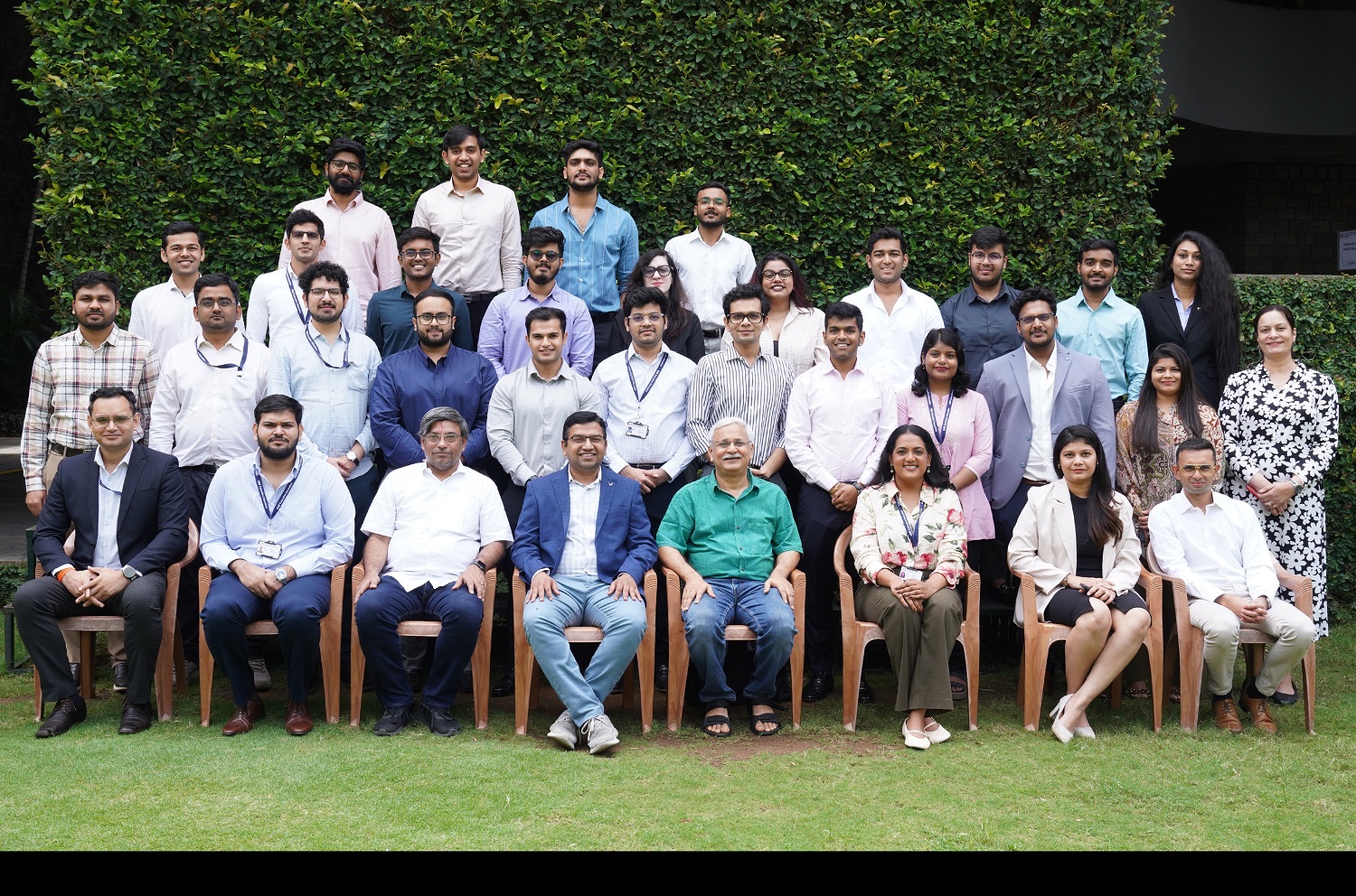 Participants of Batch 16 of the Management Programme for Entrepreneurs and Family Businesses, along with the faculty programme directors, Prof. Srinivasan R, Prof. Sai Chittaranjan Kalubandi, and Prof. Suresh Bhagavatula, on 08th September 2025.