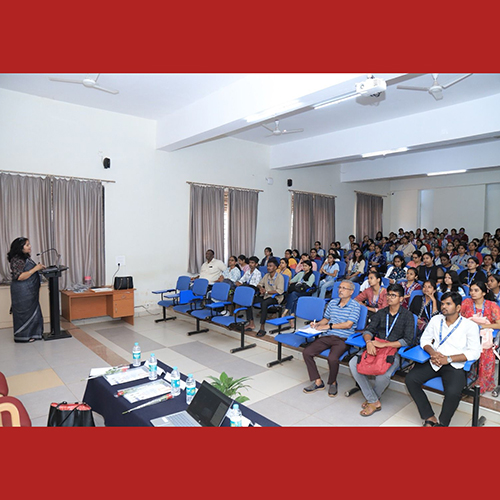 Dr. Swati Bandi speaks at KLE University Conclave on the Role of Huma...