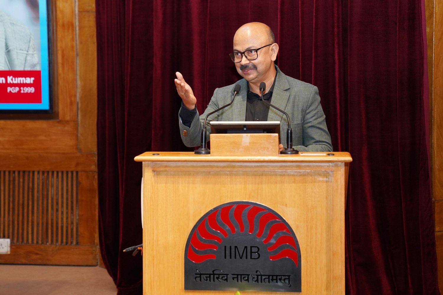 Navin Kumar, PGP 1999, shares his thoughts on receiving the Alumni Service Award for 2025. This year, the recipients of the IIM Bangalore Alumni Service Award were felicitated on the 52nd Foundation Day of the Institute.