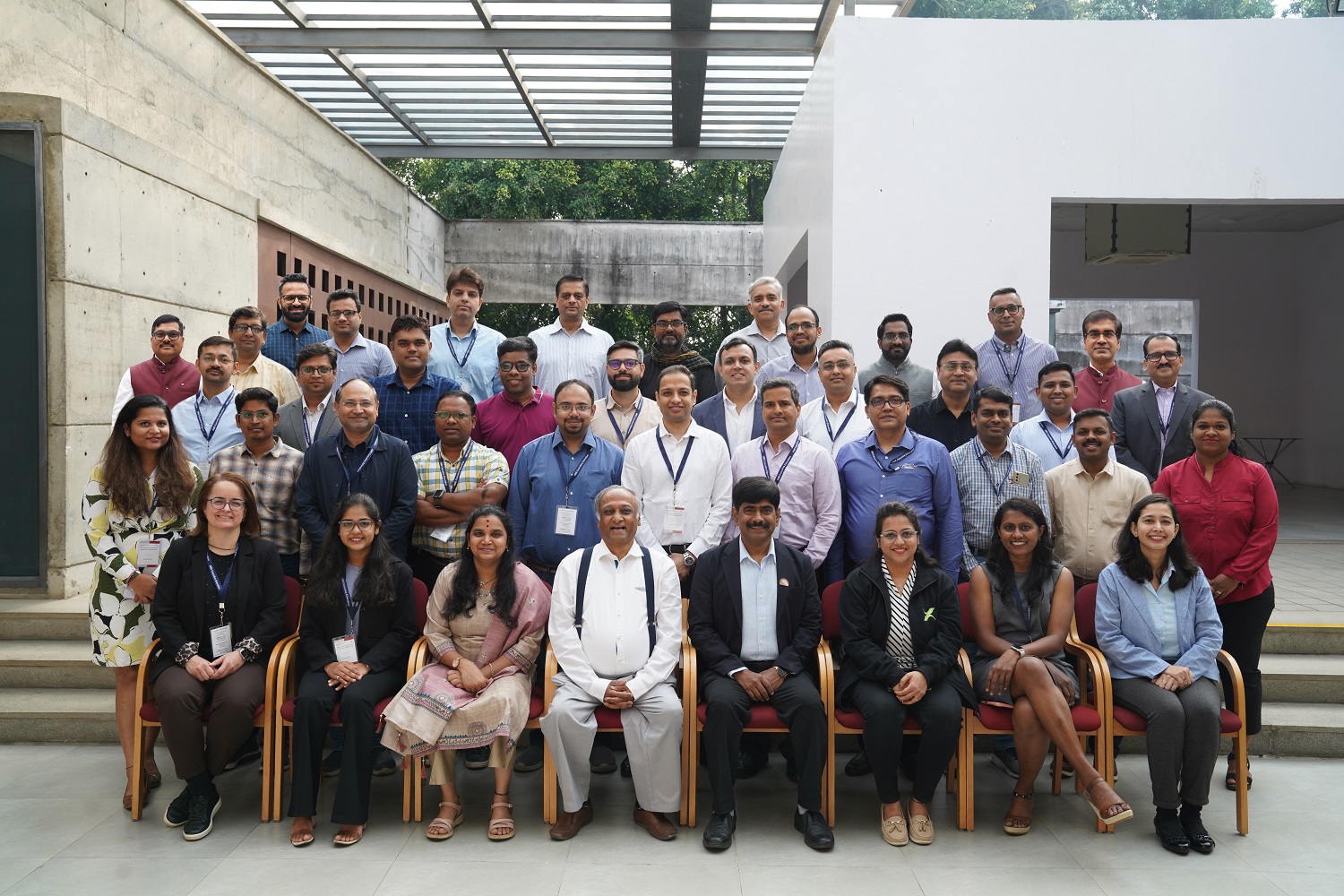Participants of the ‘Artificial Intelligence (AI) and Analytics Based Business Strategy; Creating Business Value’ programme, with the Programme Directors Prof. S Raghunath and Prof. U Dinesh Kumar, on 17th November 2025.