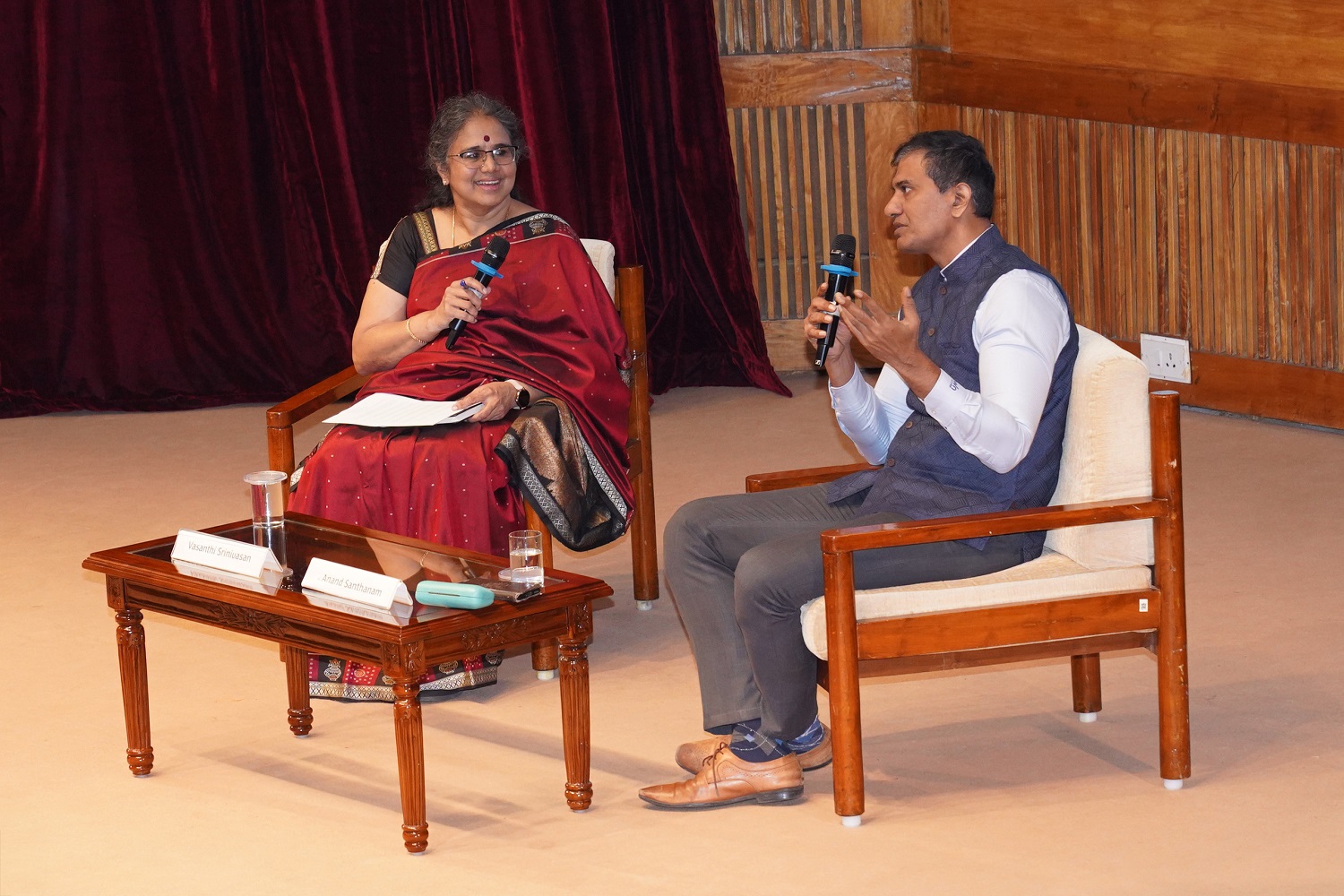 Anand Santhanam, National Head of Sales and Marketing, Saint-Gobain India, engaged PGP-1 students in a Term-2 MPPO session moderated by Prof. Vasanthi Srinivasan, Chairperson, Digital Learning and faculty of the Organizational Behavior & Human Resources Management area, on 28th November 2025.