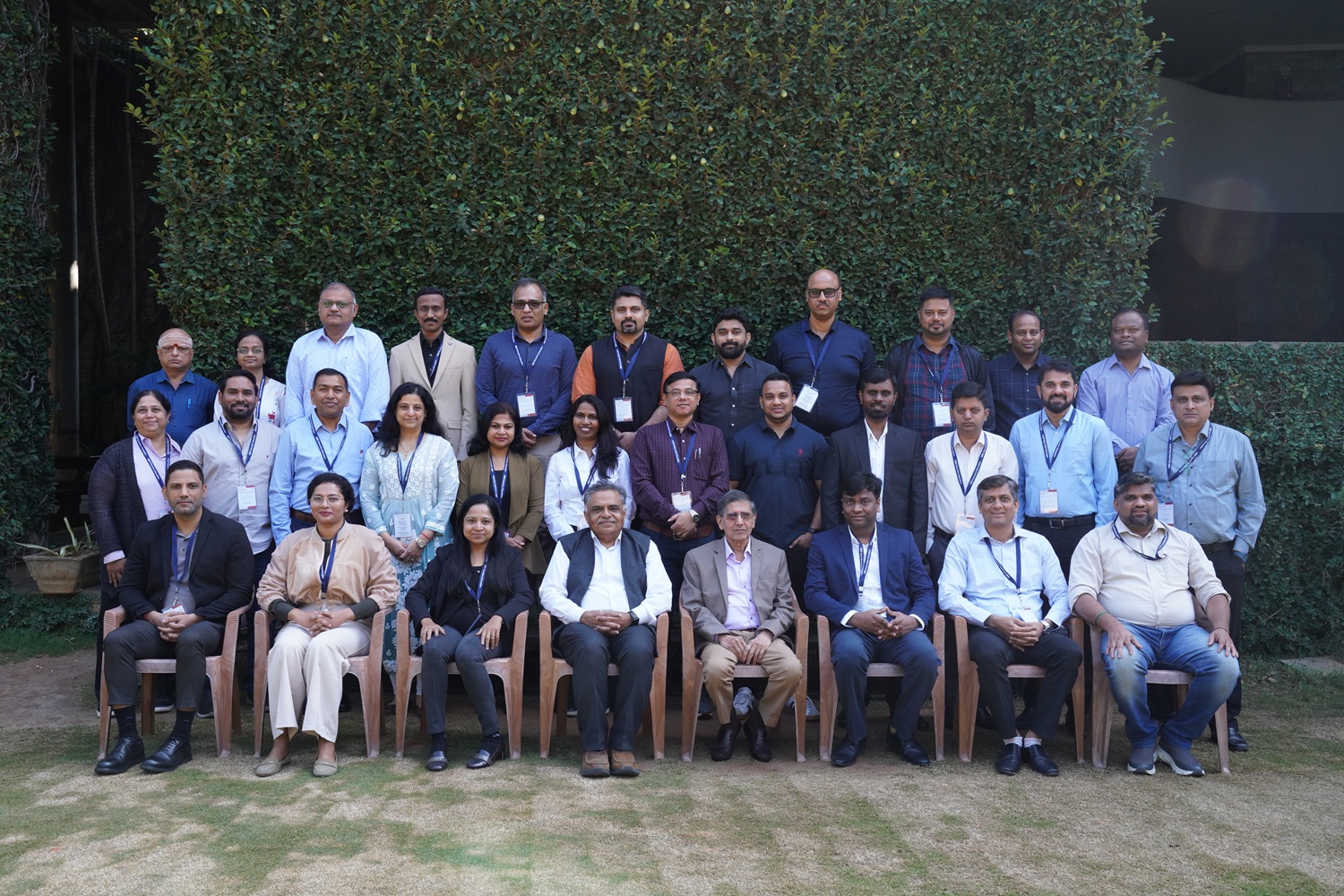 Participants of the ‘Organizational Excellence through Leadership’ programme, with the Programme Directors Prof. Abhoy K Ojha and Prof. C. Panduranga Bhatta, on 15th December 2025.