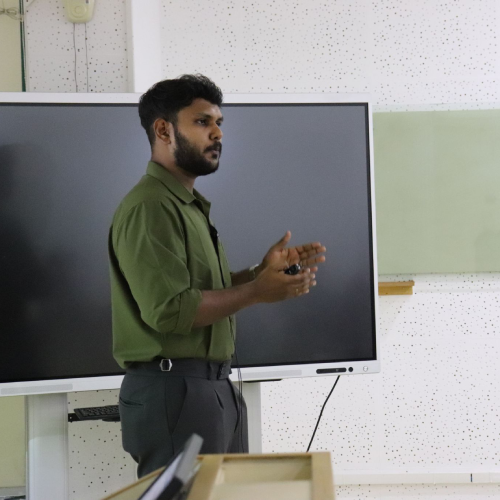 Promising solutions shaping India's renewable energy future: A dialog...